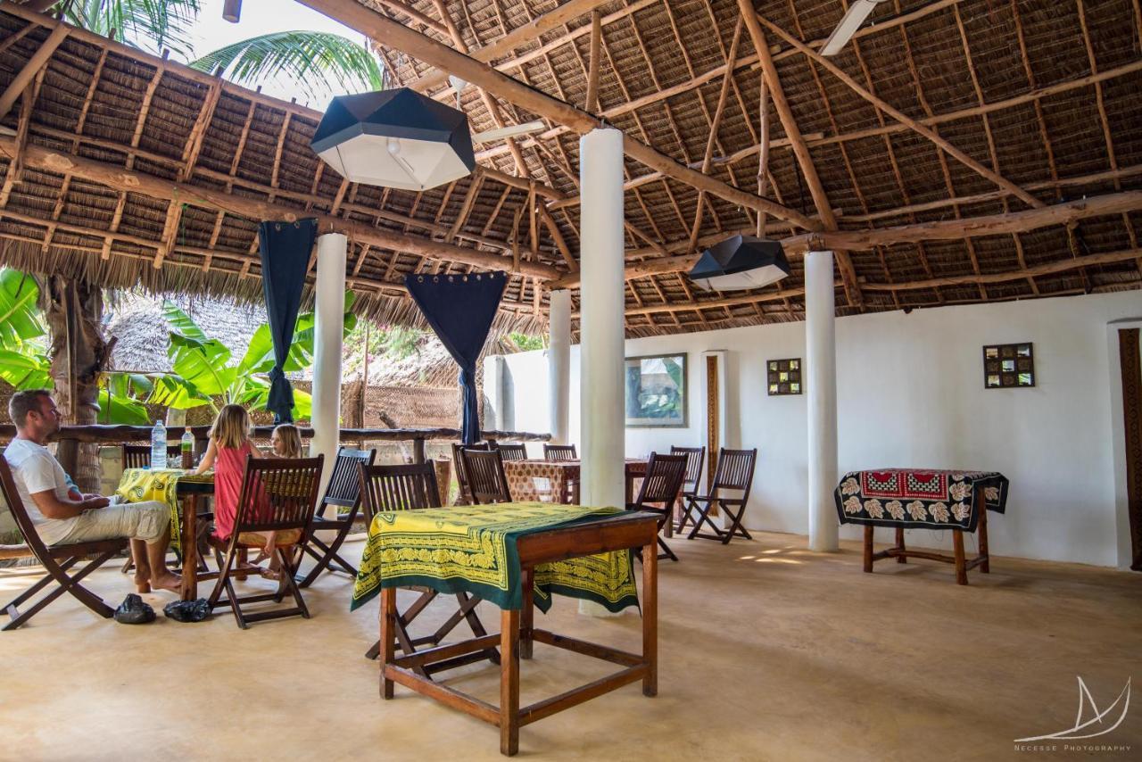 Casa Umoja Hotel Nungwi Exterior photo